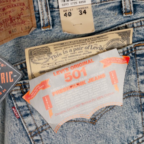 Vintage 80s Deadstock Levi's 501 Light Wash Button Fly Jeans- 40 x 31, USA Made - Picture 9 of 16